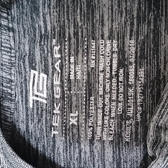 *5/$20* Boys Basketball Shirt - Picture 4 of 4